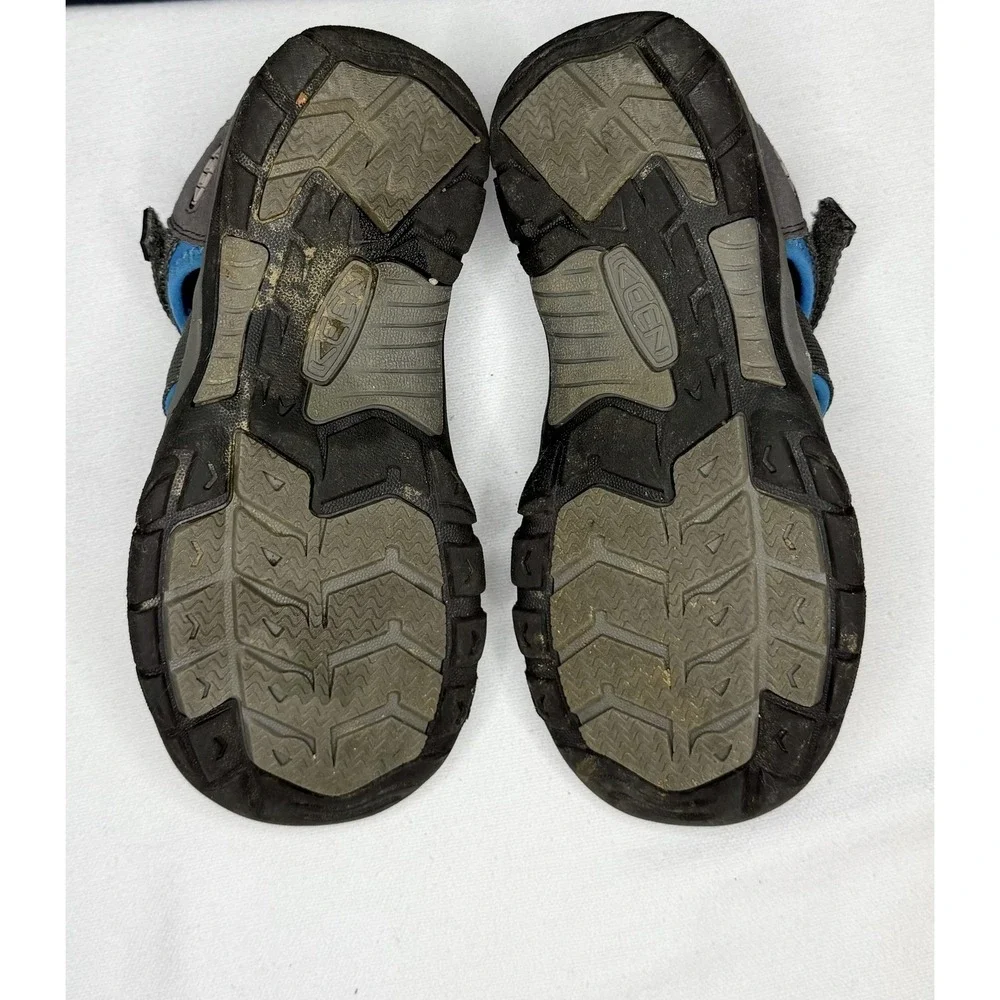 Keen Newport H2 Sandals Kids 4 Gray Blue Closed Toe Fisherman Water Hiking